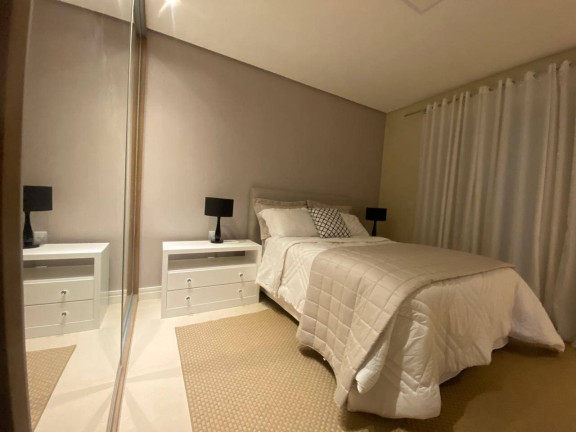 Imagem Casa com 5 Quartos à Venda,  em Centro - Xangri-lá