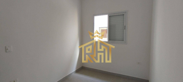 Imagem Sobrado com 2 Quartos à Venda, 45 m² em Maracanã - Praia Grande Imagem Sobrado com 2 Quartos à Venda, 45 m² em Maracanã - Praia Grande