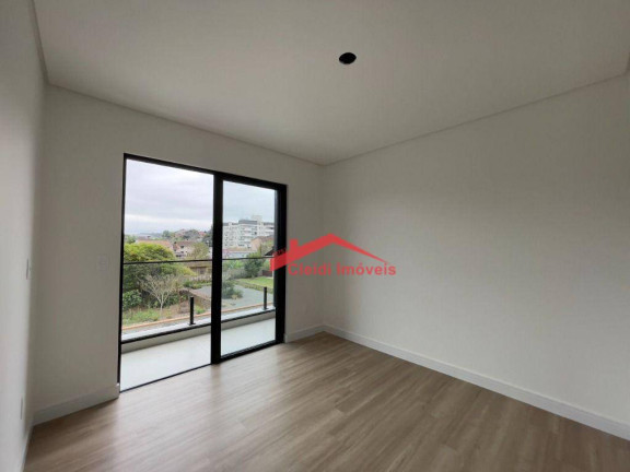 Imagem Sobrado com 3 Quartos à Venda, 148 m² em Bom Retiro - Joinville