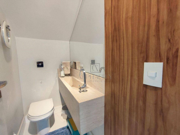 Imagem Casa com 5 Quartos à Venda, 314 m² em Alphaville 04 - Santana De Parnaíba Imagem Casa com 5 Quartos à Venda, 314 m² em Alphaville 04 - Santana De Parnaíba