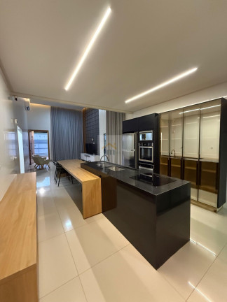 Imagem Casa com 4 Quartos à Venda, 214 m² em Jardim Ipê - Goiânia Imagem Casa com 4 Quartos à Venda, 214 m² em Jardim Ipê - Goiânia
