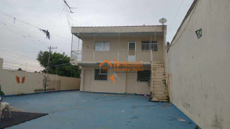 Sobrado com 11 Quartos para Alugar, 400 m² em Cidade Soberana - Guarulhos