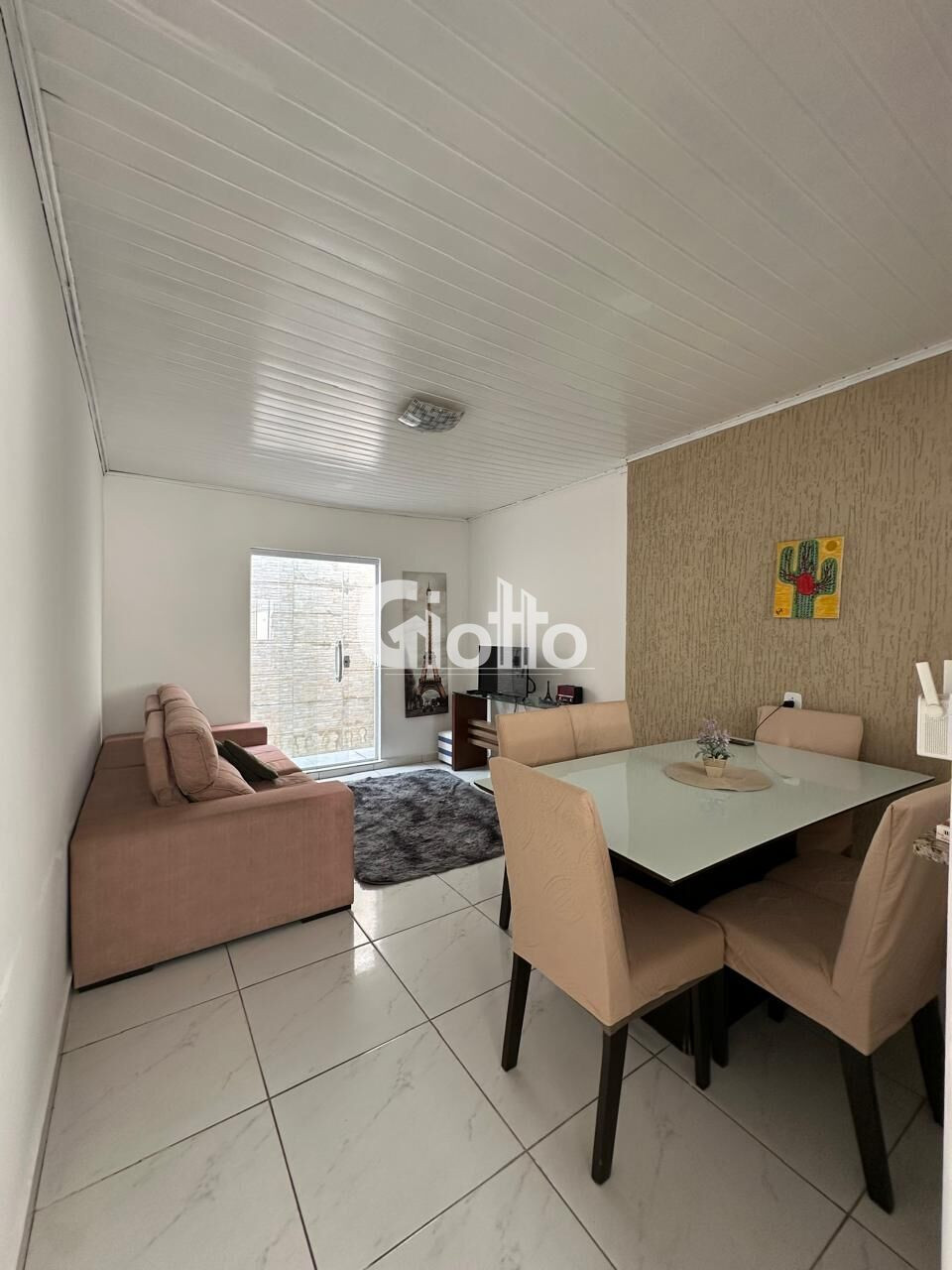 Sobrado com 4 Quartos à Venda, 173 m² em Centro - Biritiba-mirim