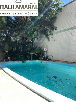 Imagem Imóvel com 5 Quartos à Venda, 200 m² em Centro - Balneário Camboriú Imagem Imóvel com 5 Quartos à Venda, 200 m² em Centro - Balneário Camboriú
