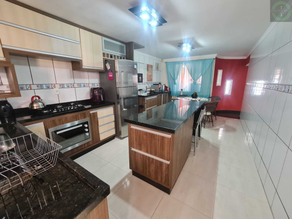Imagem Casa com 4 Quartos à Venda, 220 m² em Contorno - Ponta Grossa Imagem Casa com 4 Quartos à Venda, 220 m² em Contorno - Ponta Grossa