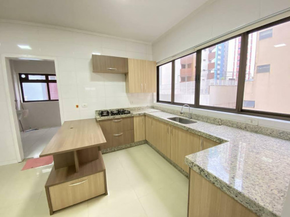 Imagem Apartamento com 3 Quartos à Venda, 161 m² em Zona 01 - Maringá