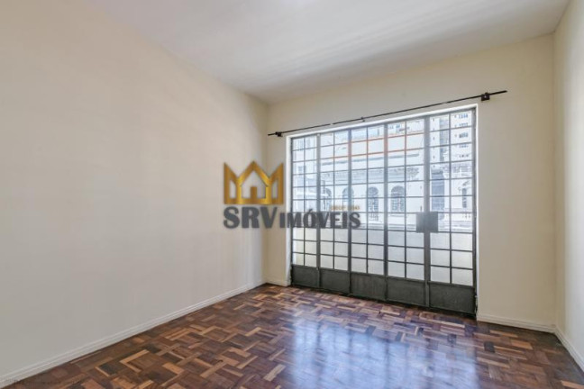 Imagem Imóvel com 3 Quartos à Venda, 484 m² em Centro - Curitiba