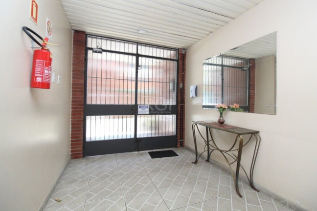 Imagem Imóvel com 2 Quartos à Venda, 97 m² em Menino Deus - Porto Alegre Imagem Imóvel com 2 Quartos à Venda, 97 m² em Menino Deus - Porto Alegre
