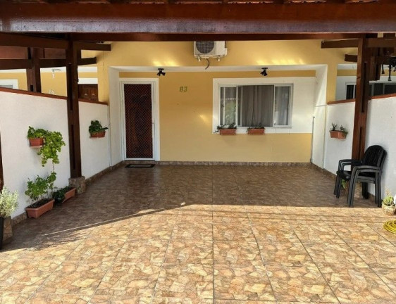 Imagem Casa com 3 Quartos à Venda, 130 m² em Cajuru - Curitiba Imagem Casa com 3 Quartos à Venda, 130 m² em Cajuru - Curitiba