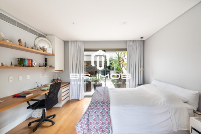 Imagem Casa com 3 Quartos à Venda, 459 m² em Alto De Pinheiros - São Paulo