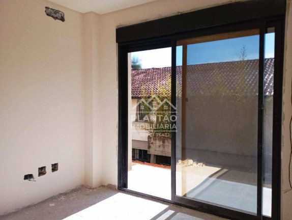 Imagem Sobrado com 3 Quartos à Venda, 144 m² em Seminário - Curitiba Imagem Sobrado com 3 Quartos à Venda, 144 m² em Seminário - Curitiba