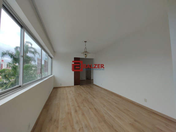 Imagem Apartamento com 4 Quartos à Venda, 199 m² em Centro - Florianópolis Imagem Apartamento com 4 Quartos à Venda, 199 m² em Centro - Florianópolis