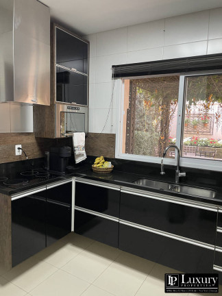 Imagem Apartamento com 2 Quartos à Venda, 300 m² em Alto De Pinheiros - São Paulo