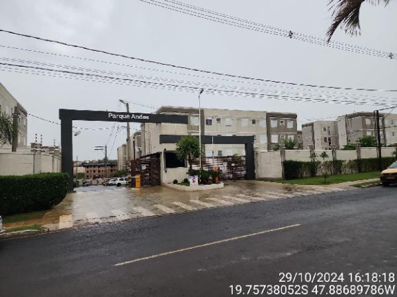 Apartamento com 2 Quartos à Venda, 43 m² em Loteamento Reserva Ushuaia - Uberaba