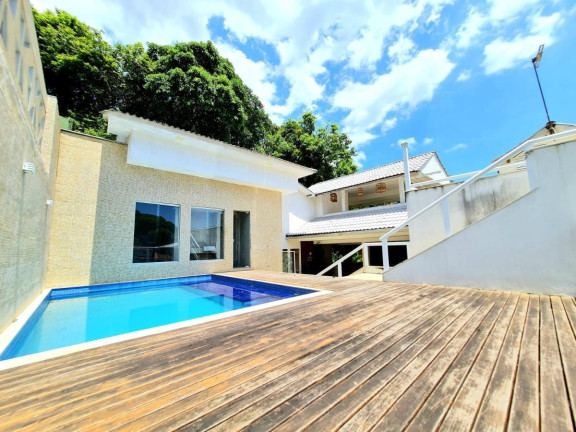 Imagem Casa com 4 Quartos à Venda, 450 m² em Pendotiba - Niterói Imagem Casa com 4 Quartos à Venda, 450 m² em Pendotiba - Niterói