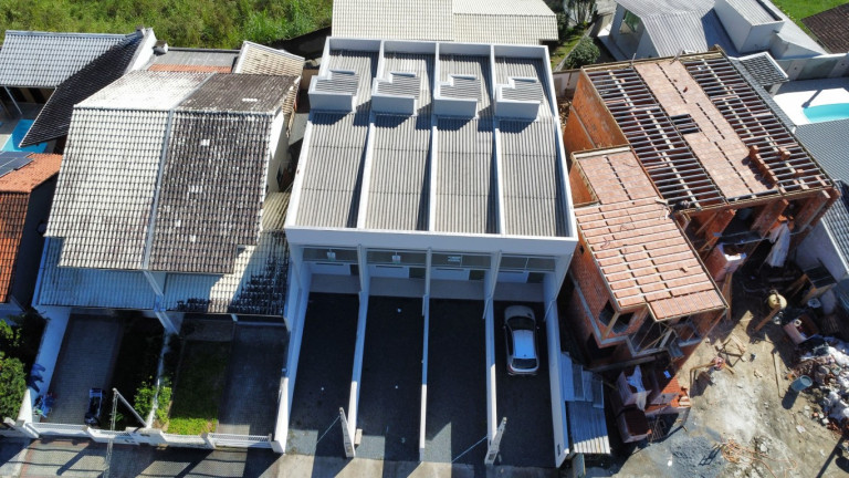 Imagem Sobrado com 2 Quartos à Venda, 82 m² em Itoupavazinha - Blumenau Imagem Sobrado com 2 Quartos à Venda, 82 m² em Itoupavazinha - Blumenau