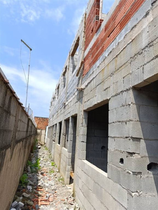 Imagem Casa de Condomínio com 2 Quartos à Venda, 54 m² em Parque Das Americas - Praia Grande