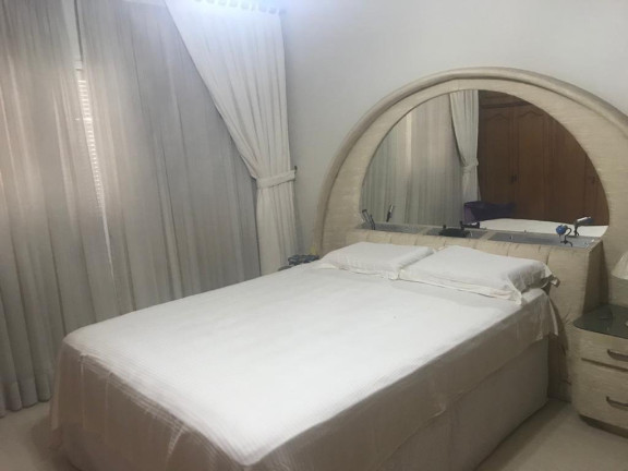 Imagem Casa com 3 Quartos à Venda, 225 m² em Jardim Vila Galvão - Guarulhos Imagem Casa com 3 Quartos à Venda, 225 m² em Jardim Vila Galvão - Guarulhos