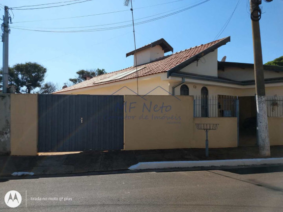 Imagem Casa com 3 Quartos à Venda, 900 m² em Centro - Pirassununga