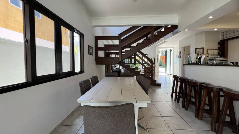 Imagem Casa com 5 Quartos à Venda, 300 m² em Riviera De São Lourenço - Bertioga Imagem Casa com 5 Quartos à Venda, 300 m² em Riviera De São Lourenço - Bertioga