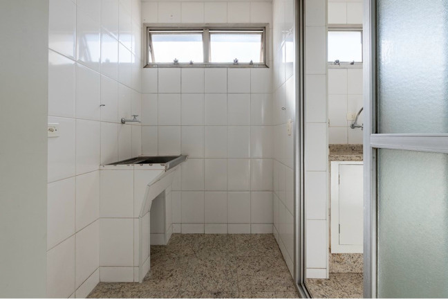 Imagem Imóvel com 3 Quartos à Venda, 140 m² em Moema - São Paulo