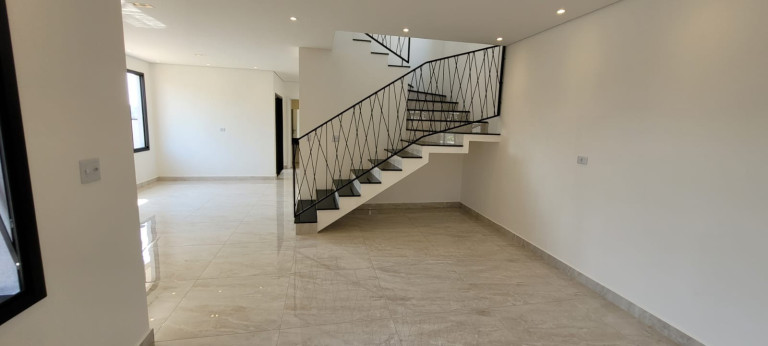 Imagem Sobrado com 4 Quartos à Venda, 200 m² em Villas Do Jaguari - Santana De Parnaíba
