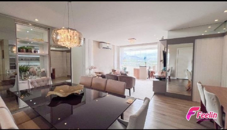 Imagem Apartamento com 3 Quartos à Venda, 122 m² em Itacorobi - Florianópolis