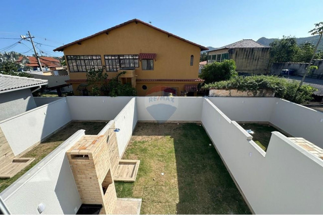 Imagem Casa com 2 Quartos à Venda, 60 m² em Praia De Itaipuacu I - Maricá Imagem Casa com 2 Quartos à Venda, 60 m² em Praia De Itaipuacu I - Maricá