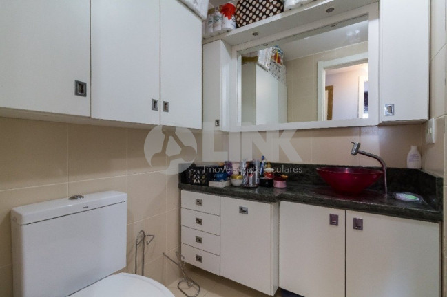 Imagem Apartamento com 3 Quartos à Venda, 84 m² em Passo Da Areia - Porto Alegre Imagem Apartamento com 3 Quartos à Venda, 84 m² em Passo Da Areia - Porto Alegre