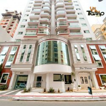 Apartamento com 3 Quartos à Venda, 139 m² em Centro - Balneário Camboriú