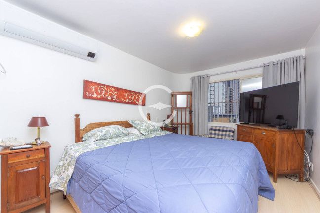 Imagem Apartamento com 3 Quartos à Venda, 130 m² em Itaim Bibi - São Paulo