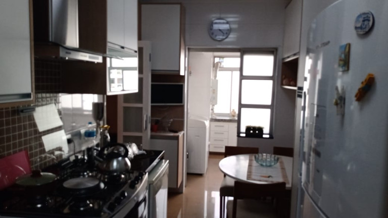 Imagem Apartamento com 3 Quartos à Venda, 129 m² em Santa Cecília - São Paulo