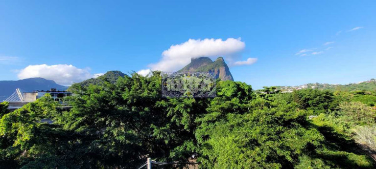 Imagem Cobertura com 4 Quartos à Venda, 400 m² em Barra Da Tijuca - Rio De Janeiro Imagem Cobertura com 4 Quartos à Venda, 400 m² em Barra Da Tijuca - Rio De Janeiro