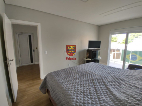 Imagem Sobrado com 3 Quartos à Venda, 382 m² em Jardim Atlântico - Florianópolis Imagem Sobrado com 3 Quartos à Venda, 382 m² em Jardim Atlântico - Florianópolis