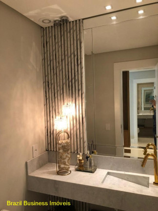 Imagem Imóvel com 3 Quartos à Venda, 127 m² em Centro - Balneário Camboriú