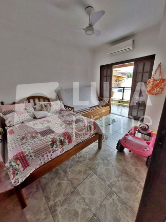 Imagem Casa com 5 Quartos à Venda, 264 m² em Jardim Regina - Itanhaém Imagem Casa com 5 Quartos à Venda, 264 m² em Jardim Regina - Itanhaém