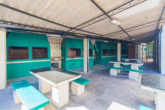 Imagem Imóvel com 2 Quartos à Venda,  em Teresópolis - Porto Alegre