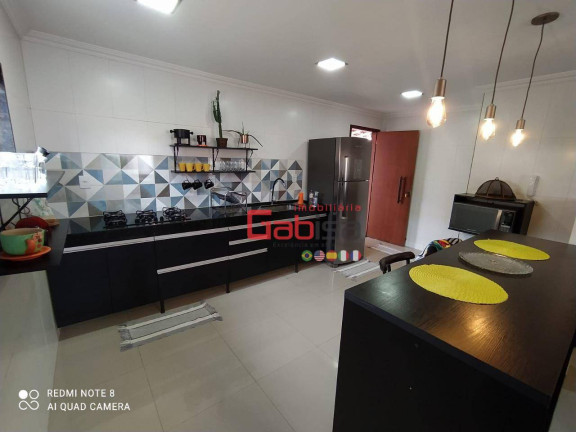 Imagem Casa com 3 Quartos à Venda, 159 m² em Parque Burle - Cabo Frio Imagem Casa com 3 Quartos à Venda, 159 m² em Parque Burle - Cabo Frio