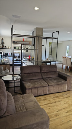 Imagem Casa com 3 Quartos à Venda, 235 m² em Cezar De Souza - Mogi Das Cruzes Imagem Casa com 3 Quartos à Venda, 235 m² em Cezar De Souza - Mogi Das Cruzes