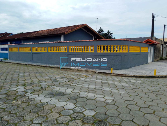 Imagem Casa com 2 Quartos à Venda, 120 m² em Balneário Maracanã - Praia Grande Imagem Casa com 2 Quartos à Venda, 120 m² em Balneário Maracanã - Praia Grande