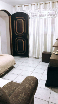 Imagem Casa com 4 Quartos à Venda,  em Casa Grande - Diadema