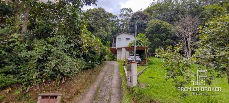Imagem Casa com 2 Quartos à Venda, 250 m² em Prata - Teresópolis Imagem Casa com 2 Quartos à Venda, 250 m² em Prata - Teresópolis