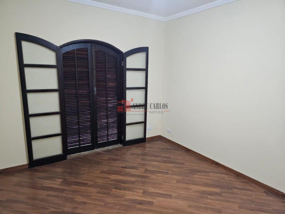 Sobrado com 3 Quartos à Venda, 220 m² em Umuarama - Osasco