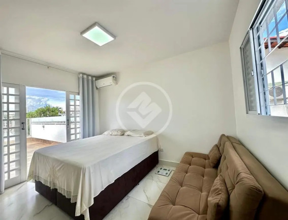 Imagem Casa com 4 Quartos à Venda, 202 m² em Setor Sul - Goiânia Imagem Casa com 4 Quartos à Venda, 202 m² em Setor Sul - Goiânia