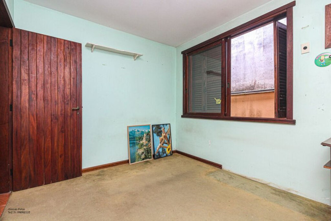 Imagem Casa com 4 Quartos à Venda, 252 m² em Jardim Isabel - Porto Alegre