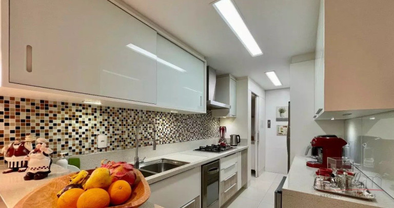 Imagem Apartamento com 3 Quartos à Venda, 185 m² em Centro - Florianópolis Imagem Apartamento com 3 Quartos à Venda, 185 m² em Centro - Florianópolis