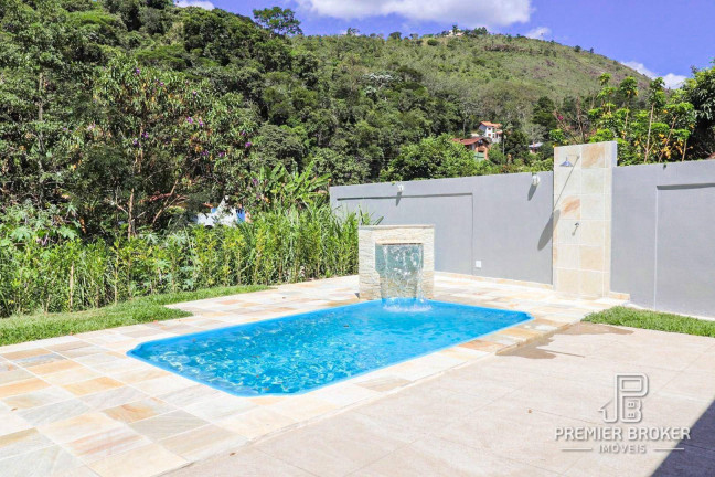 Imagem Casa com 3 Quartos à Venda, 136 m² em Albuquerque - Teresópolis Imagem Casa com 3 Quartos à Venda, 136 m² em Albuquerque - Teresópolis
