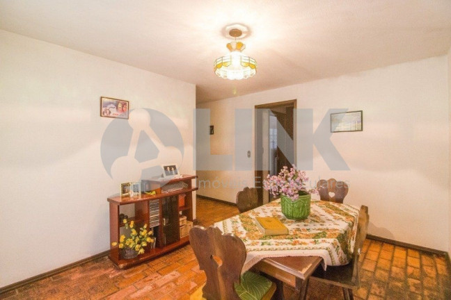 Imagem Casa com 3 Quartos à Venda, 218 m² em Ipanema - Porto Alegre