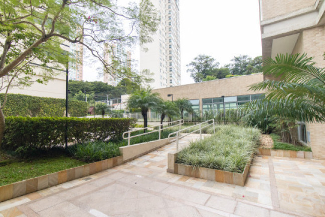 Imagem Apartamento com 4 Quartos para Alugar, 210 m² em Mossunguê - Curitiba