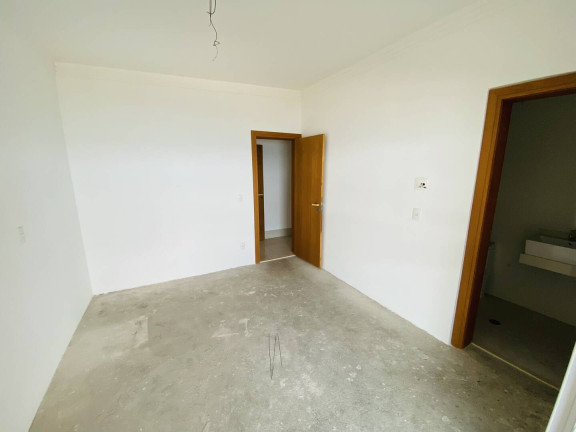 Imagem Apartamento com 4 Quartos à Venda, 250 m² em Canto Do Forte - Praia Grande Imagem Apartamento com 4 Quartos à Venda, 250 m² em Canto Do Forte - Praia Grande